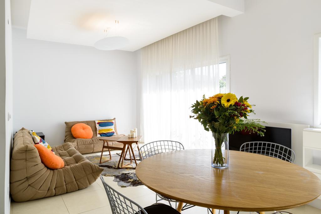 Relax & Sunny Near Beach By Feelhome Tel Aviv Bagian luar foto