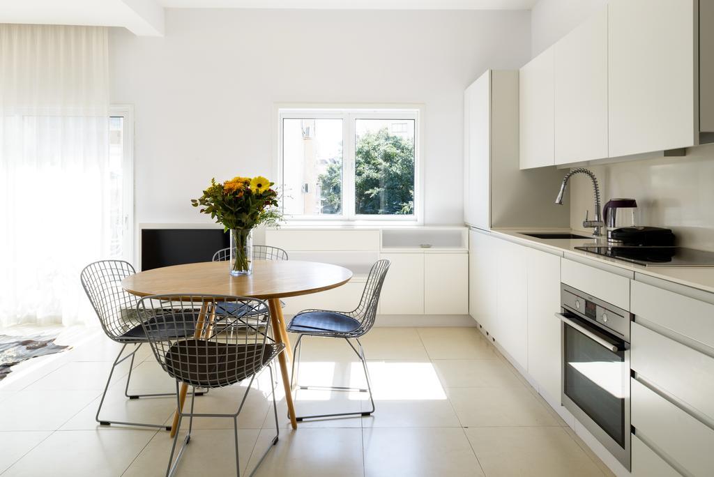 Relax & Sunny Near Beach By Feelhome Tel Aviv Bagian luar foto